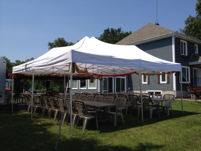 GOLIATH - Abri pliant carré grand format avec toit de polyester
